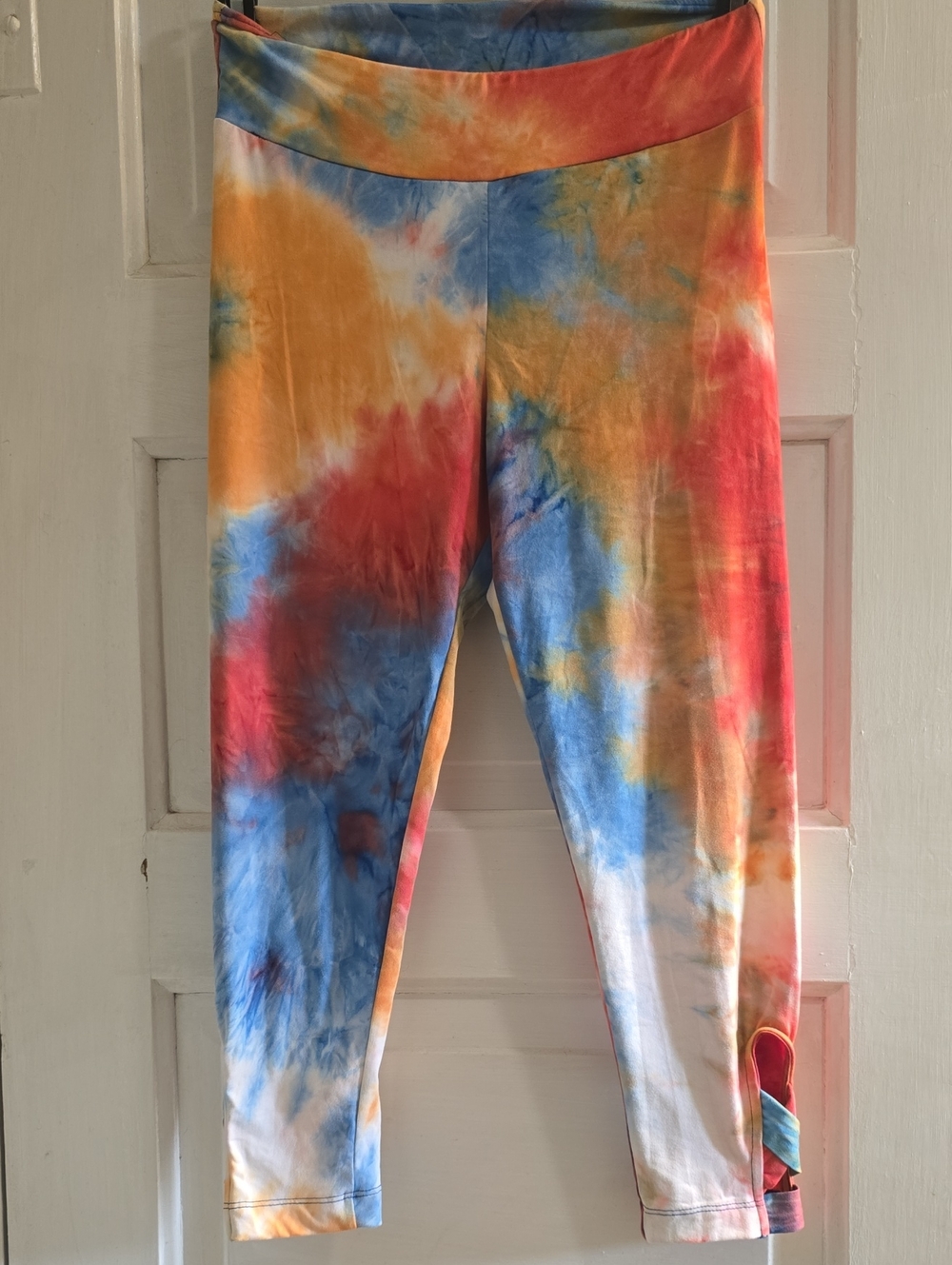 white birch Tie-Dye Capri Leggings - Blue, Orange, Red, Yellow